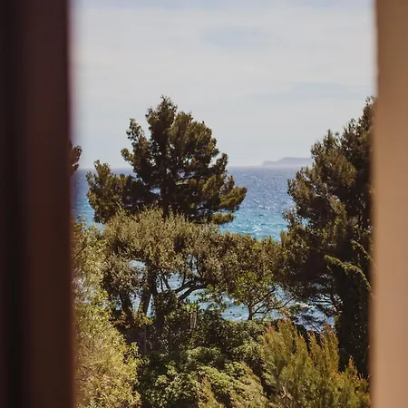 Apartment 2 Flat With Sea View In Du Bailli Canadel Sur