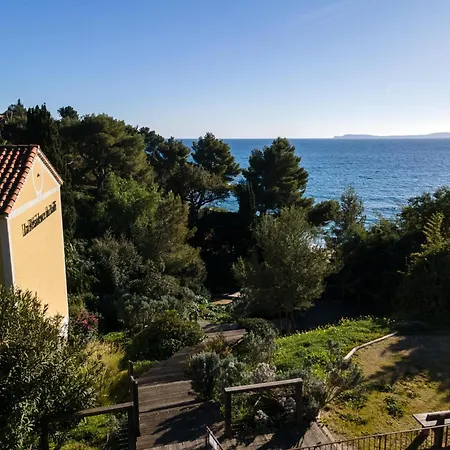Apartment 2 Flat With Sea View In Du Bailli Canadel Sur Rayol-Canadel-sur-Mer