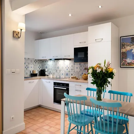 2-room Flat With Sea View In Du Bailli, * Le Rayol-Canadel-sur-Mer