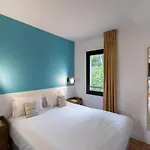 Apartamento 2-room Flat With Sea View In Du Bailli, *