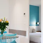 2-room Flat With Sea View In Du Bailli, Apartamento Le Rayol-Canadel-sur-Mer